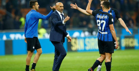 Ozil, De Paul ili Karasko? Spaleti na udaru još jedne žene!