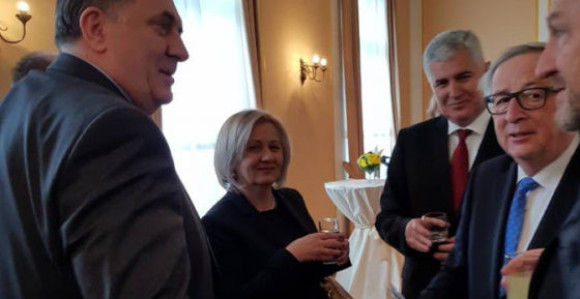 Dodik ćaskao i sa Izetbegovićem