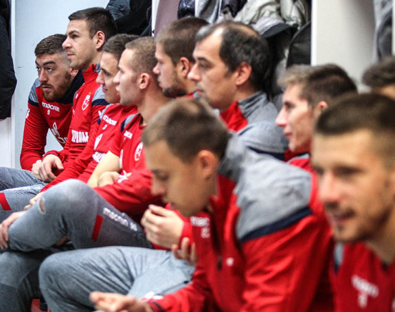 Koji će Milan na lijevog beka Zvezde u derbiju?
