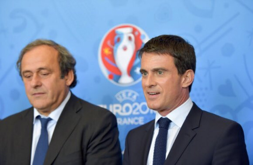 Премијер Француске: ЕП мора да буде одржано!