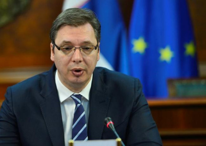 Vučić: U Hag uloženi milioni, a mira nema