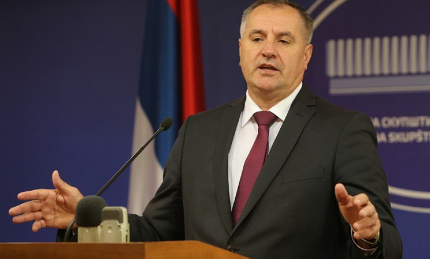 Premijer Višković zadovoljan radom
