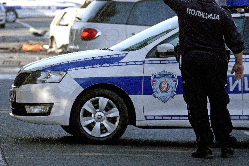 Ranjen muškarac na Novom Beogradu