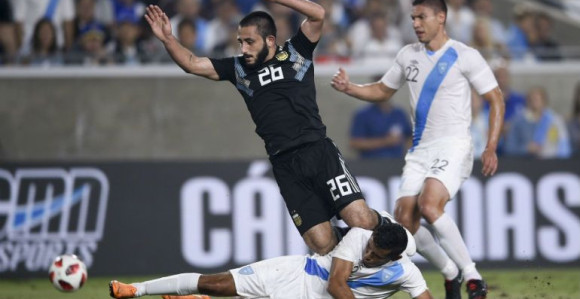 Ајакс у Аргентини ископао ново лијево крило!