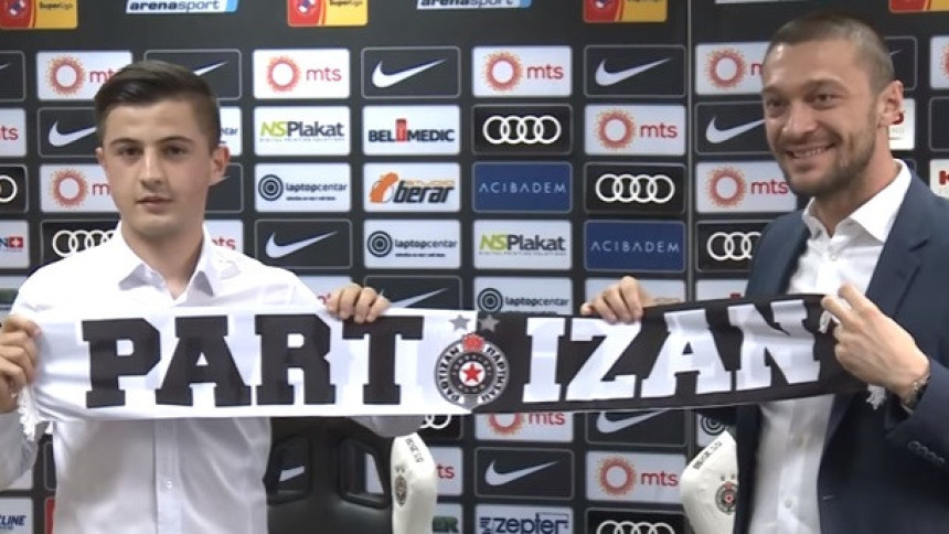 Video: "Čudo od djeteta" u crno-bijelom!