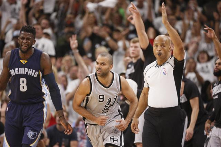 NBA: Sparsi na Roketse, Toronto umalo ispustio +25!