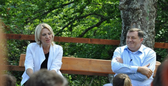 Deset miliona na putovanja i smještaj