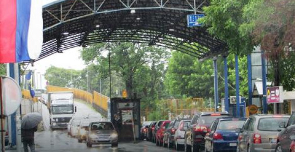 Velike gužve na graničnom prelazu