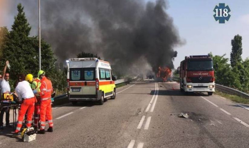 "Đaci će uskoro dobiti isprave" 