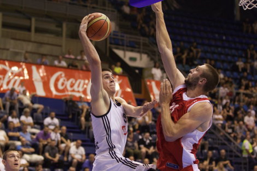 Partizan jača krila: Stigao Majstorović!