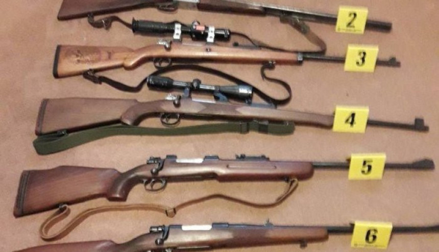 U kući na Palama nađene puške