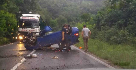 Banjaluka: Vozilo završilo na krovu!