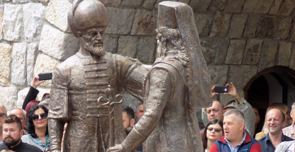 Otkriven spomenik braći Sokolović