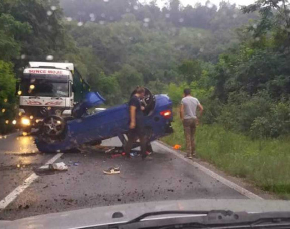 Banjaluka: Vozilo završilo na krovu!