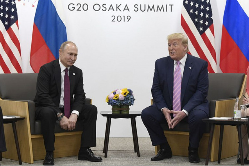Putin i Tramp se sastali u Osaki