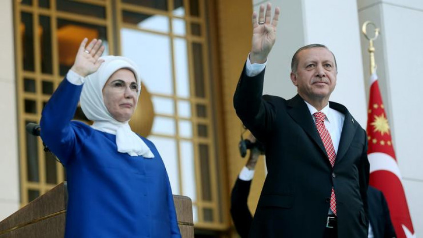 Emine Erdogan ne zna za skromnost