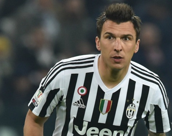 Mandžukić kod Vengera ili Bilića?!