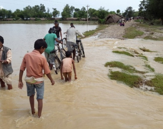 Poplave u Nepalu: Poginulo 90 ljudi