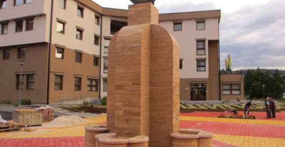 Шипово подигло споменик пити