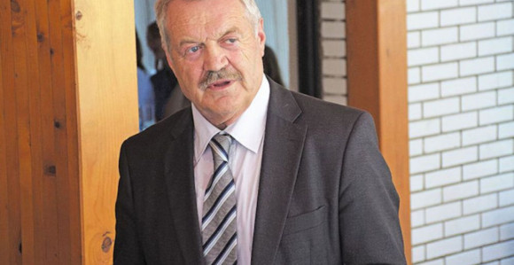 Rajko Dukić ponovo progoni radnike i šalje na poligraf!?