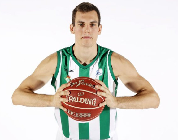 Krenula Zvezda! Stiže bivši Partizanovac!