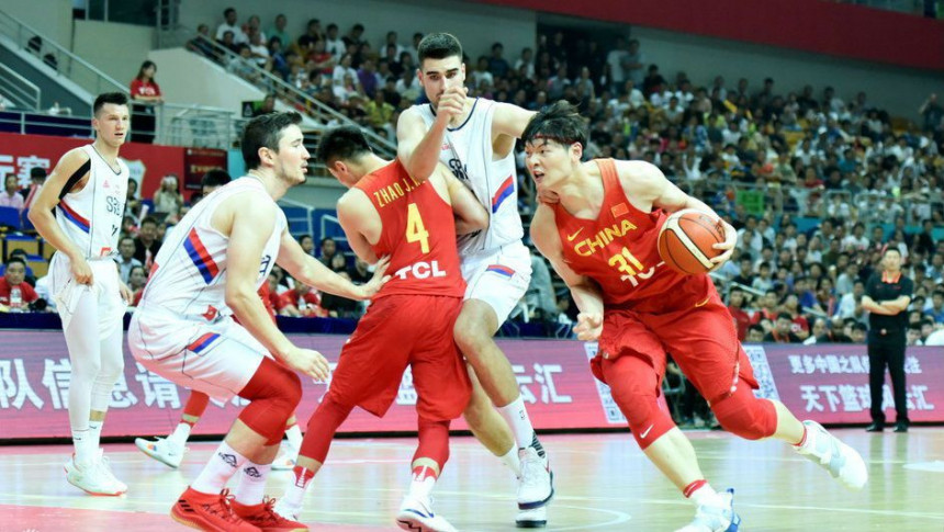 Kina zaustavila Srbiju na startu turnira u Kinšanu!