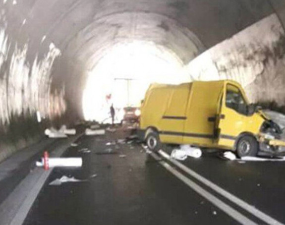 Nesreća: Jedna osoba poginula