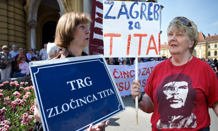 Tita je sa trga "maknuo Pavelić"