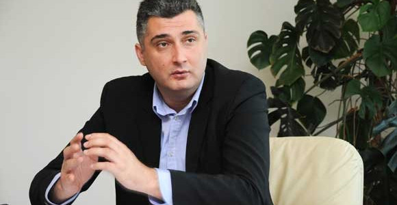 Podnio ostavku na članstvo