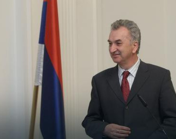 Ne radi se ništa oko duga za ruski gas