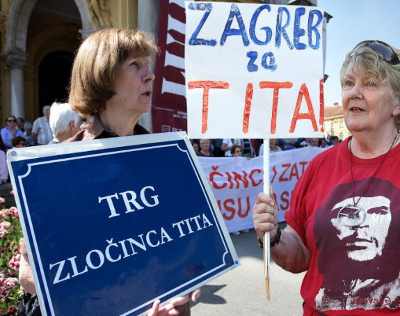 Tita je sa trga "maknuo Pavelić"