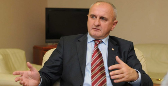 Džaferović i Komšić doveli BiH pred vrata velike krize