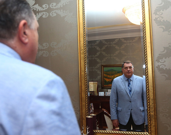 Поравнање са Тегелтијом или борба за права Срба