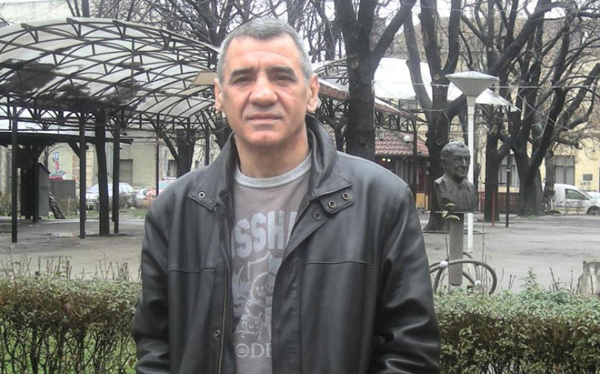 Video - In memoriam: Odlazak bokserske legende Sretena Mirkovića...