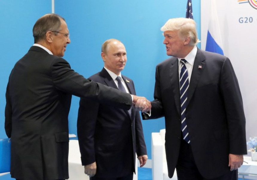 Šta se krije iza razgovora Trampa i Lavrova?