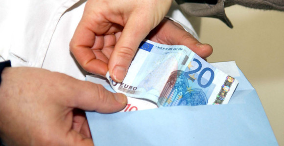 Najviše mita u BiH odlazi u ruke ljekara