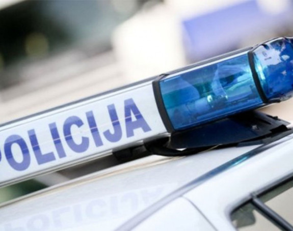 Obračun: Nožem izbo 3 muškarca