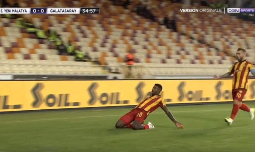 TUR: Donaldov šamar šampionu! Koku dobio otkaz!