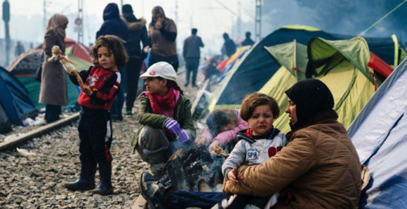 Migranti: Empatija potisnuta strahom