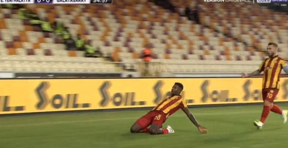 TUR: Donaldov šamar šampionu! Koku dobio otkaz!