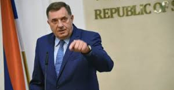 Dodik traži da se odbace bonska ovlaštenja 