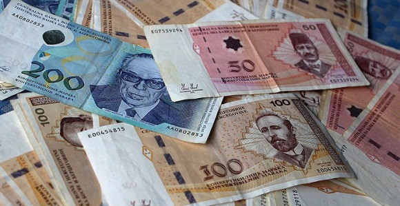 Strane investicije na istorijskom minimumu