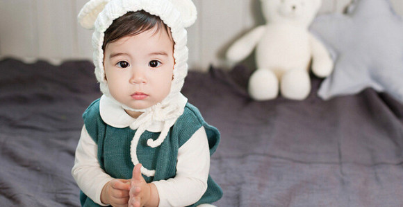 Hiperaktivne novembarske bebe