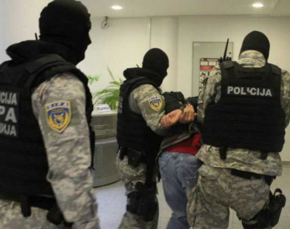 Carinik priznao da je uzimao mito