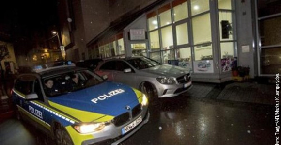 Izboden političar, Merkelova u šoku