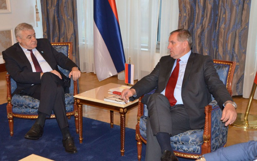 Savčić hitno da podnese ostavku