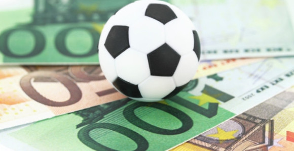 Fudbaler u BiH godišnje prosječno zaradi 10.662 evra!