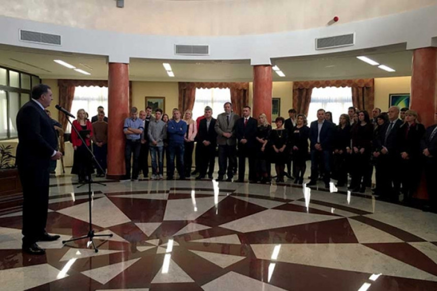 Dodikov prijem Savčić i Mektić bojkotovali