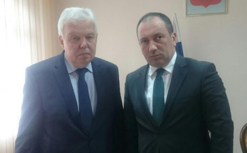 Црнадак се уписао у књигу жалости