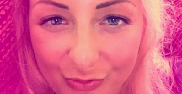 Socijalna radnica u vezi sa štićenicom?!